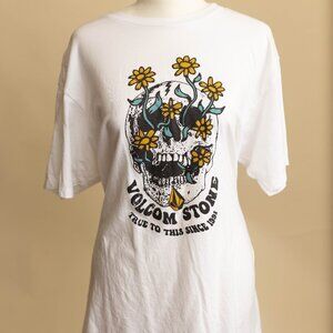 Volcom White Skull T Shirt Unisex size Large